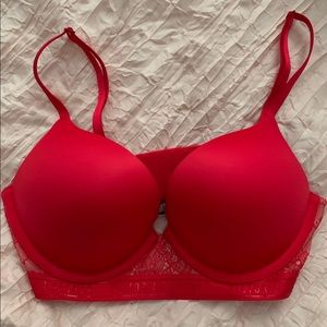 Victoria’s Secret push up bra